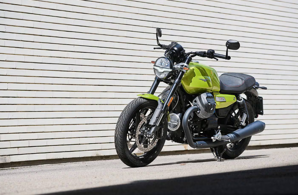 Conheça nova Moto Guzzi V7 Sport 2026