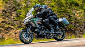 Detalhes da Kawasaki Versys 1100 2026